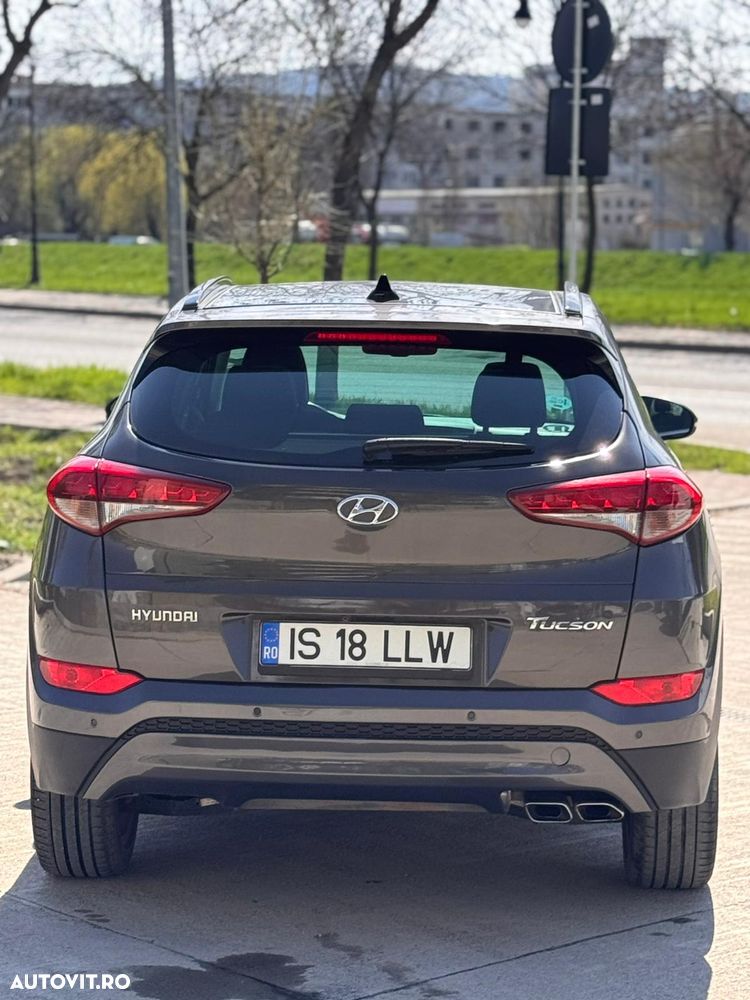 Hyundai Tucson - 2