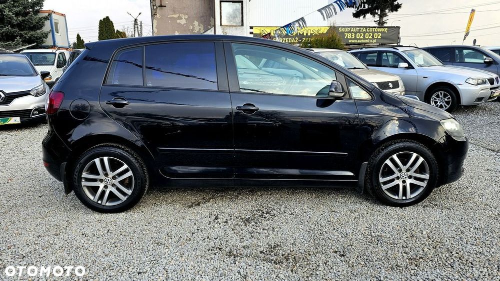 Volkswagen Golf Plus - 17
