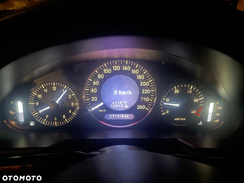 Mercedes-Benz Klasa E 200 CDI Elegance DPF - 10