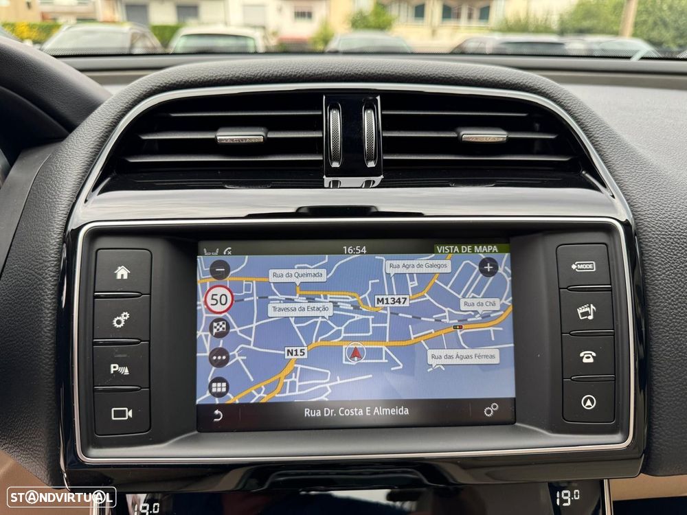 Jaguar XE 2.0 D R-Sport Aut. - 26