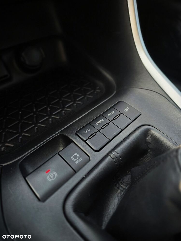 Toyota RAV4 - 14