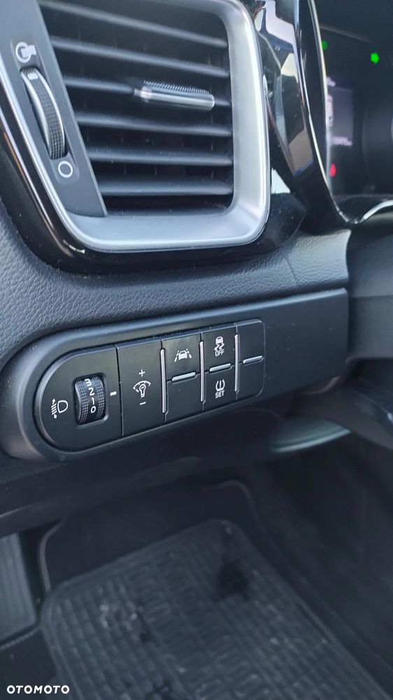 Kia Ceed SW 1.6 CRDi DCT Platinum Edition - 32