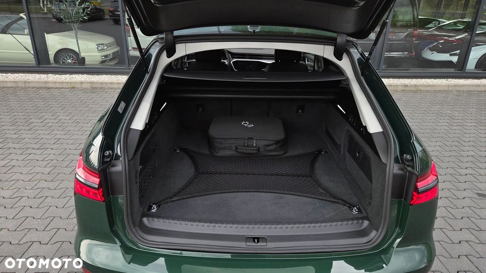 Audi A6 Avant 55 TFSI e quattro S tronic S line - 33