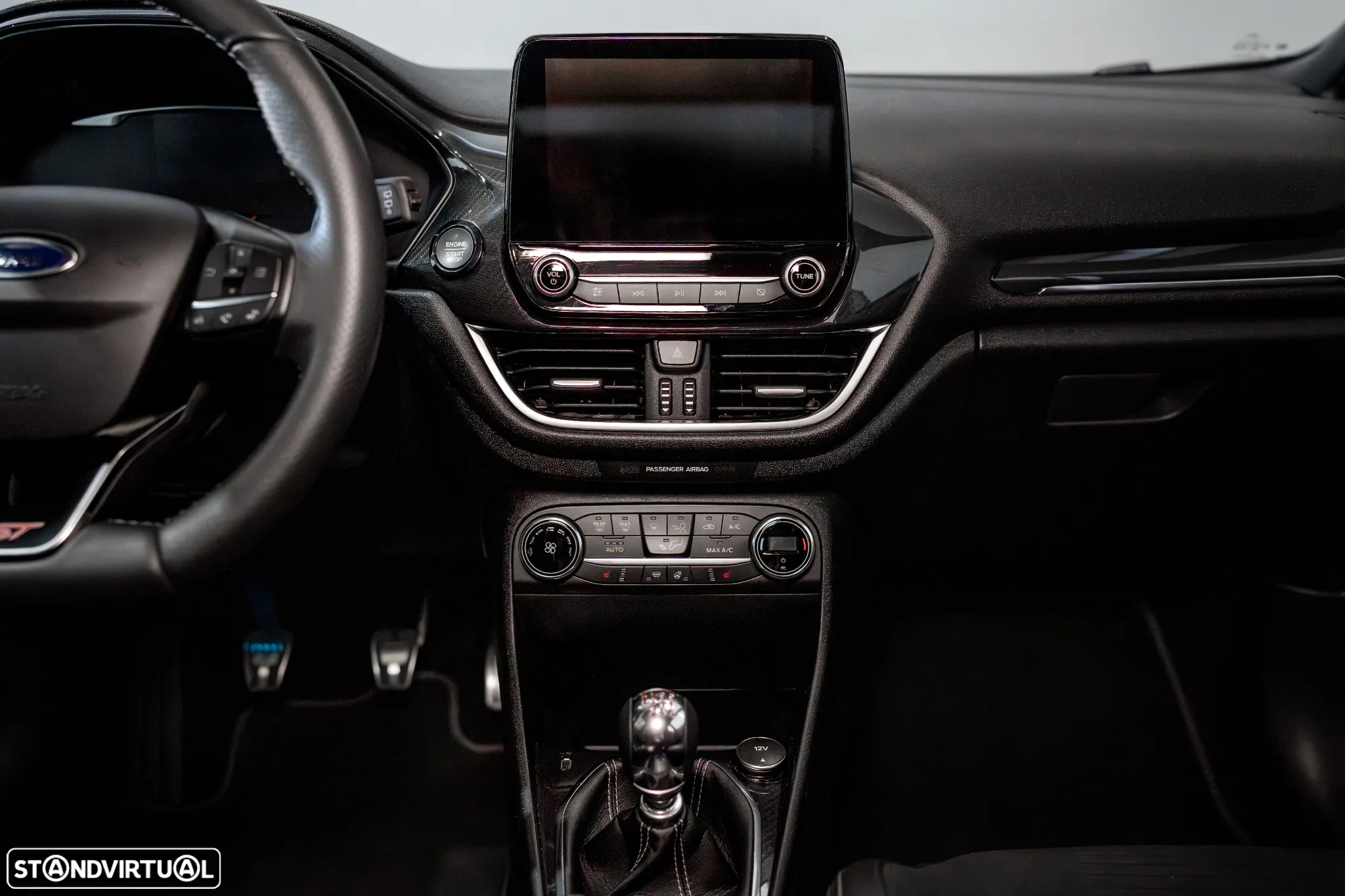 Ford Fiesta 1.5 EcoBoost S&S ST X - 32