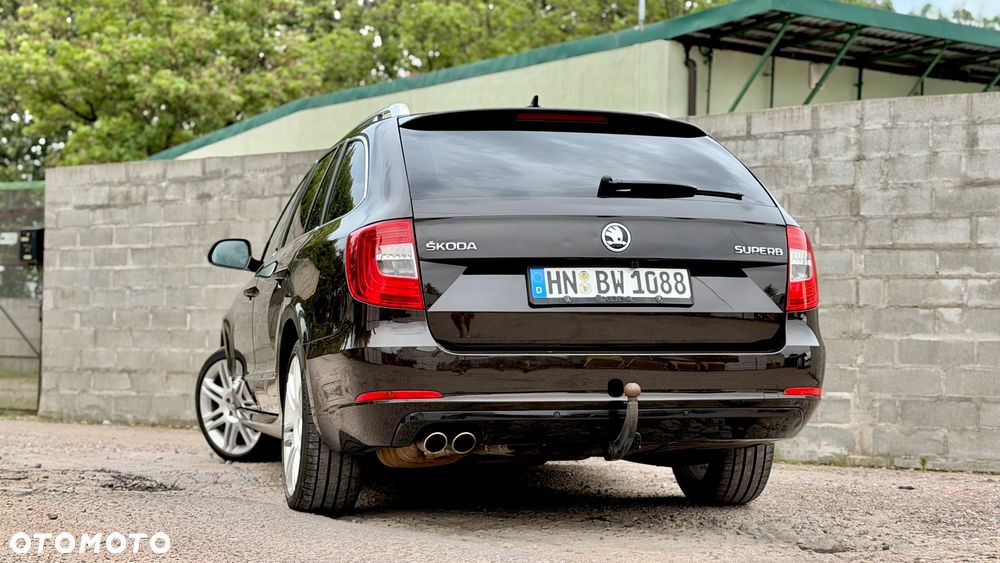 Skoda Superb 2.0 TDI DSG Exclusive - 15