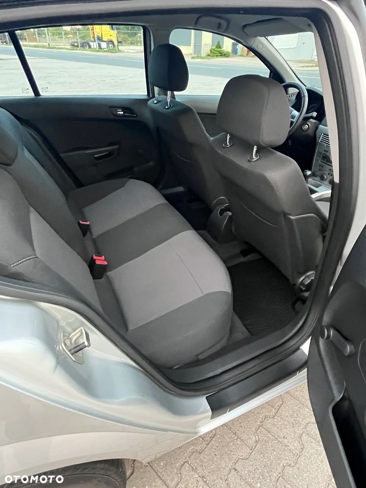 Opel Astra - 23