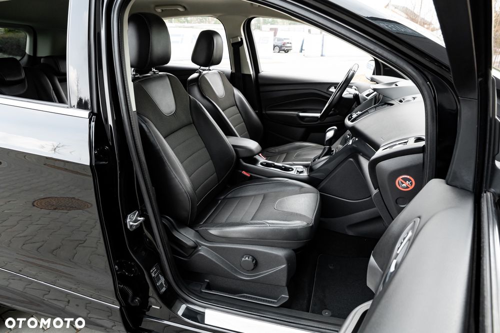 Ford Kuga - 22