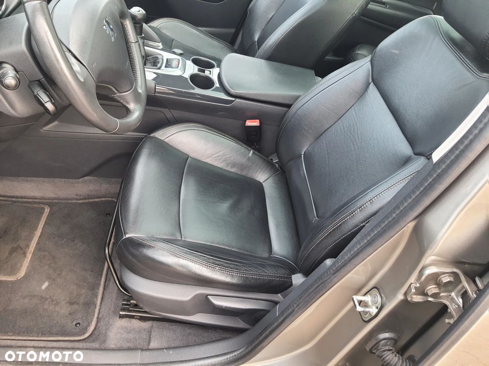 Peugeot 3008 120 VTi Premium - 12