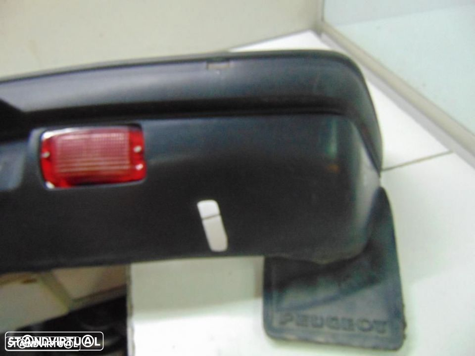 Peugeot 205 pára-choques - 2
