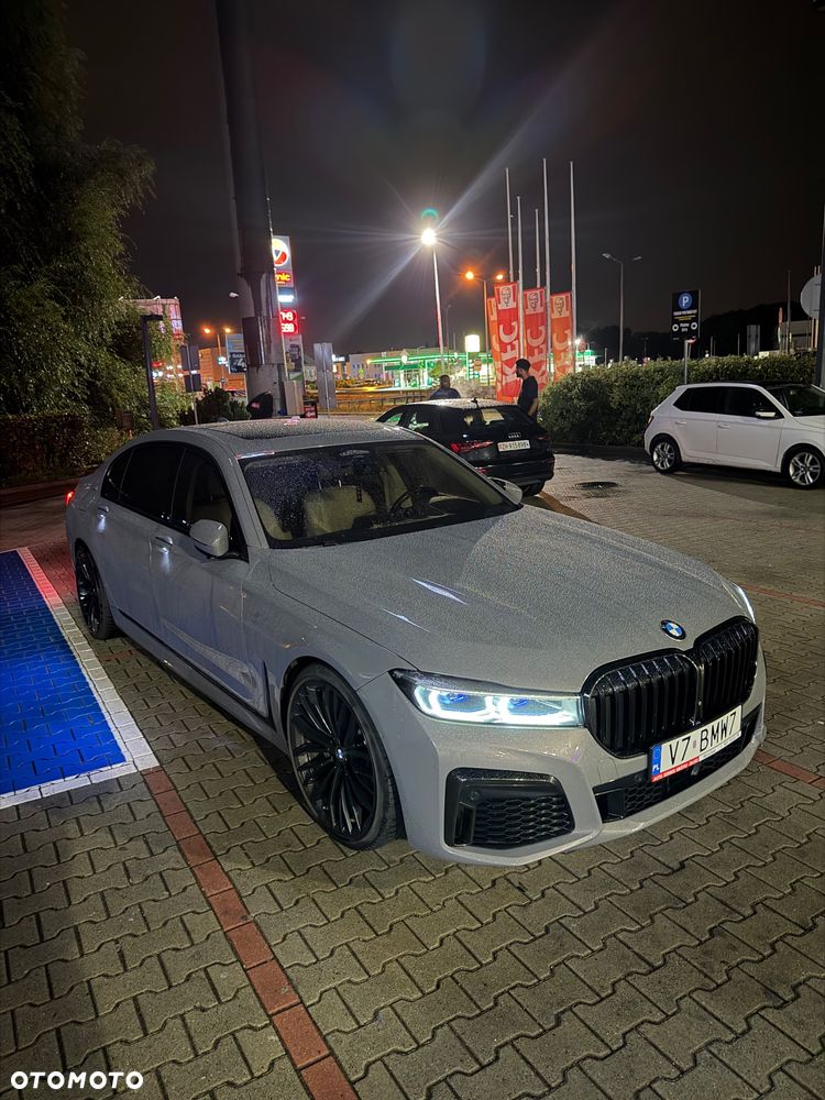 BMW Seria 7 - 27