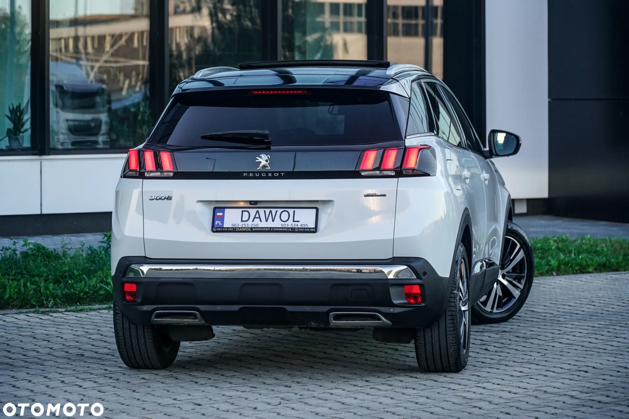 Peugeot 3008 1.6 BlueHDi Active S&S EAT6 - 13