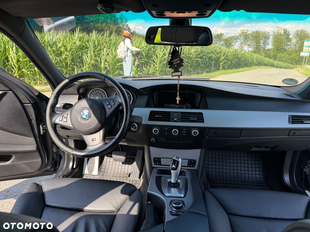 BMW Seria 5 - 12