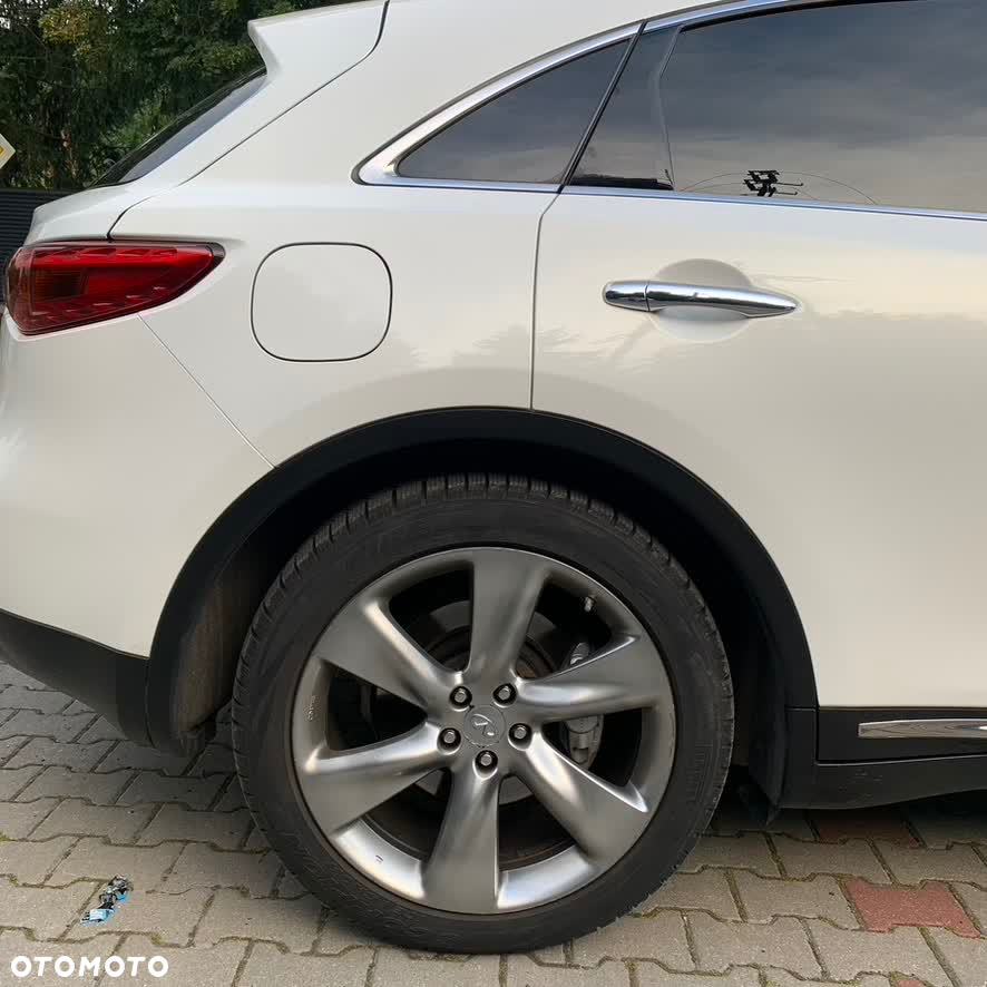 Infiniti QX70 3.7 S Premium - 12