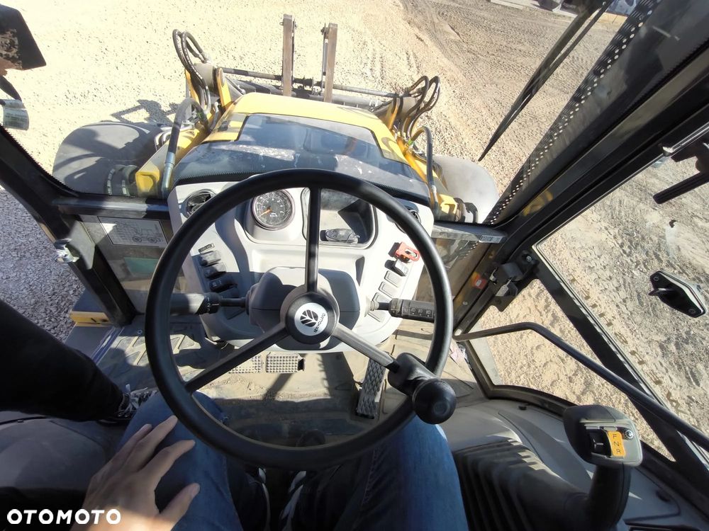 New Holland B 115 D, tylko 500 mth, jak nowa - 10