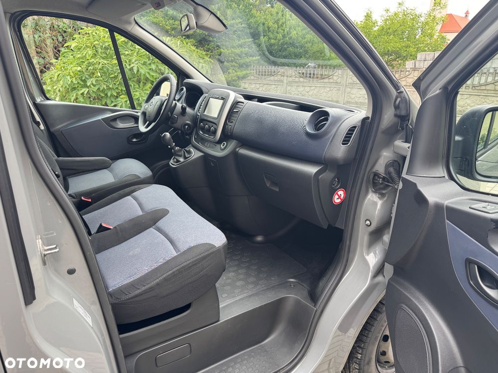 Opel Vivaro - 9