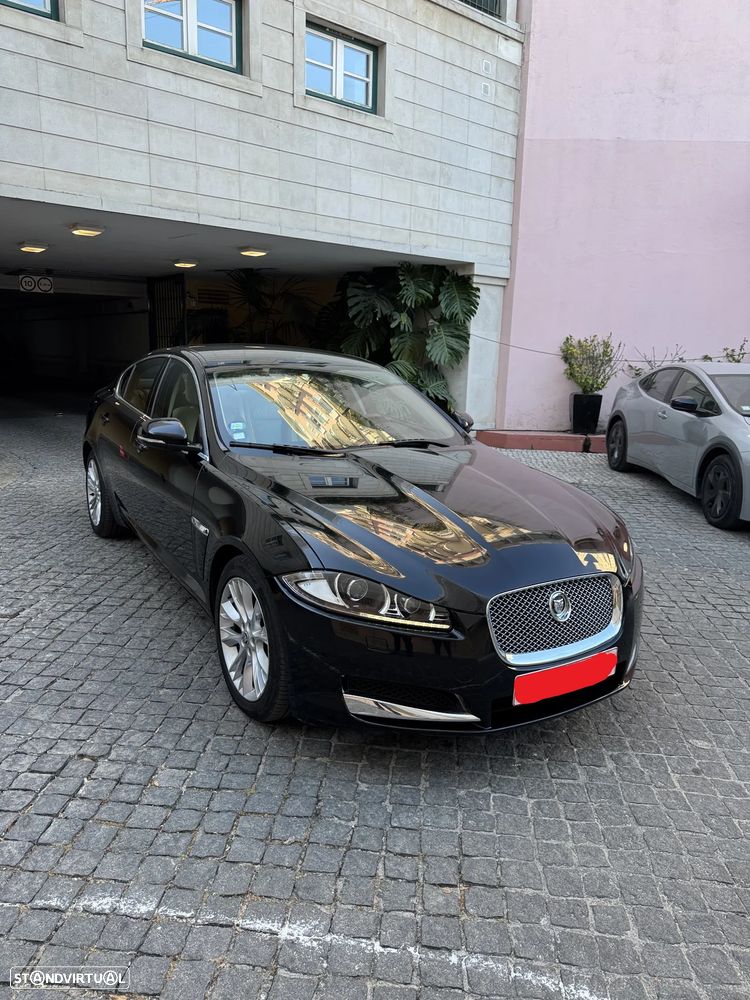 Jaguar XF 2.2 - 3