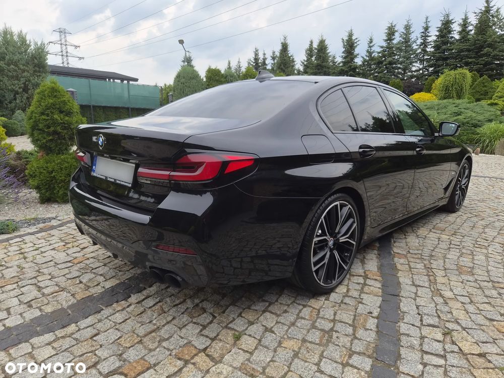 BMW Seria 5 530i xDrive mHEV M Sport sport - 16