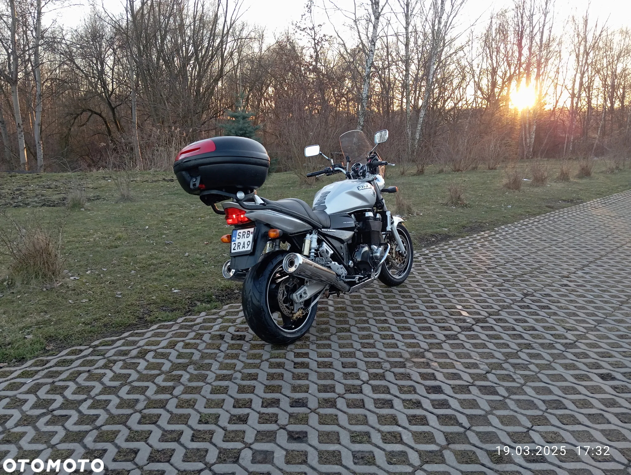 Suzuki GSX - 7