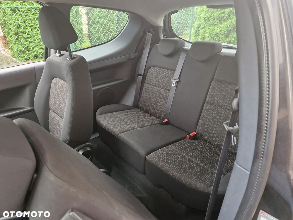 Mitsubishi Colt 1.3 Instyle - 9