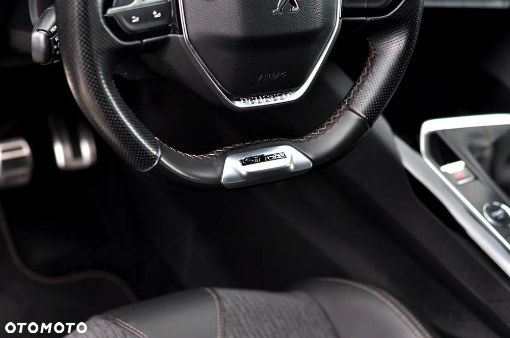 Peugeot 3008 1.2 PureTech GT S&S - 34