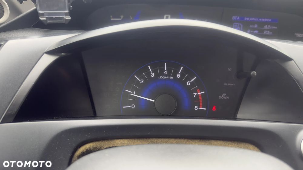 Honda Civic 1.8 Executive - 19