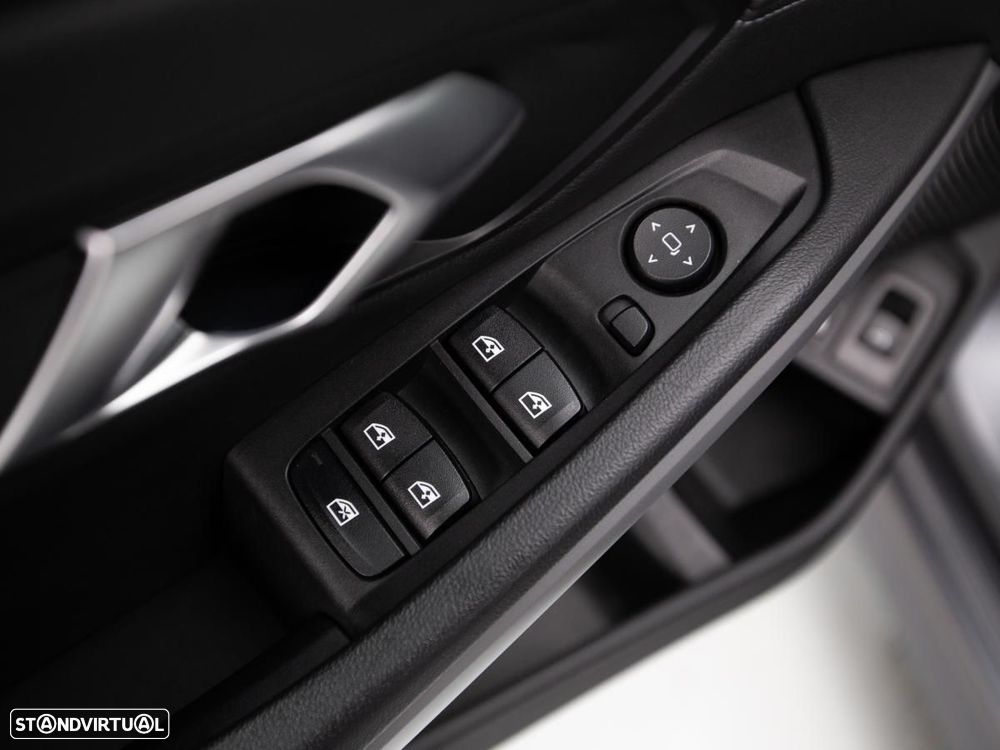 BMW 320 e Corporate Edition Auto - 14