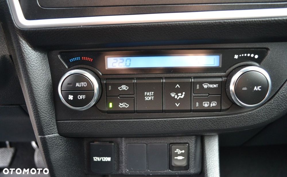 Toyota Auris 1.33 VVT-i Terra - 29