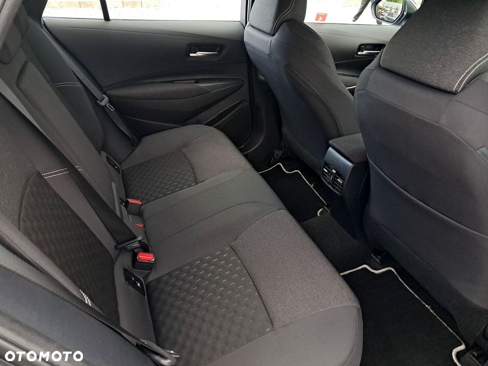 Toyota Corolla 1.8 Hybrid Comfort - 11