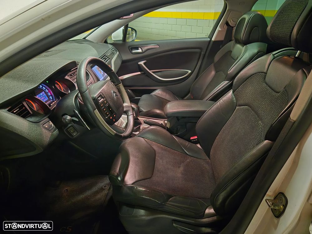 Citroën C5 Tourer 1.6 e-HDi Séduction Air.CMP6 - 22