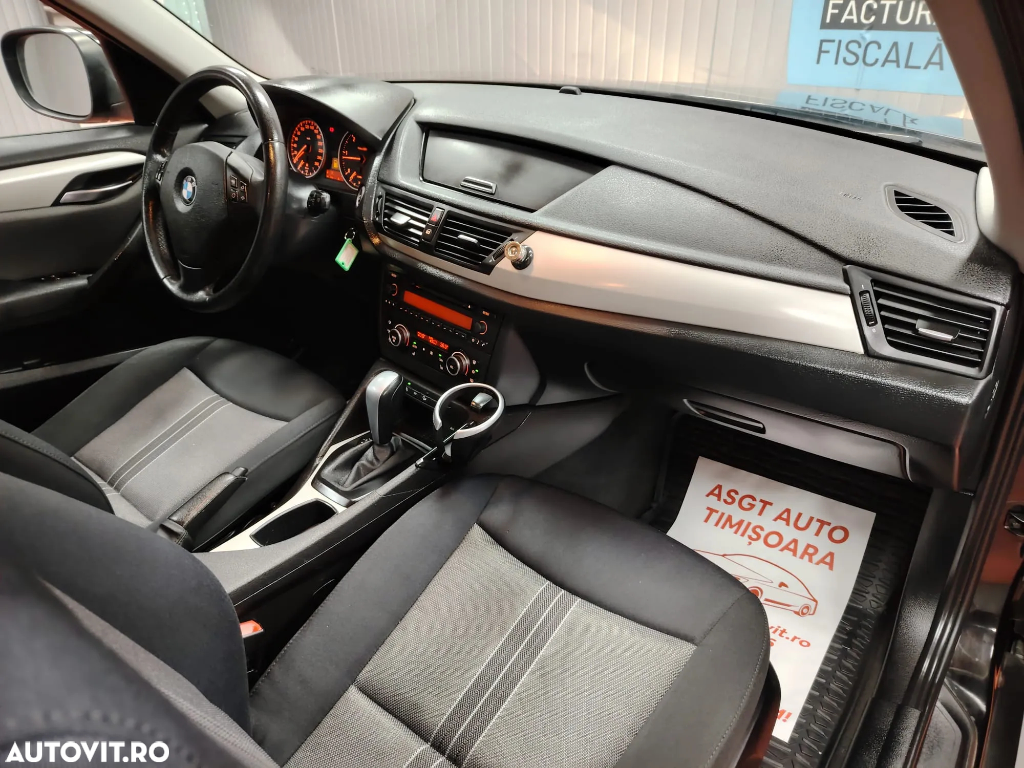 BMW X1 - 10
