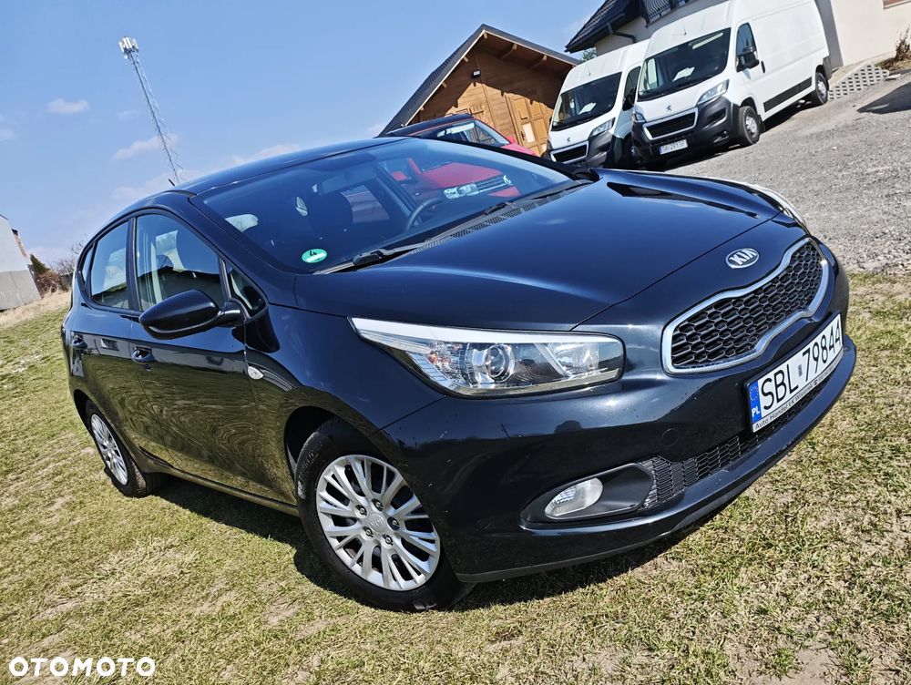 Kia Ceed 1.4 CVVT Attract - 11