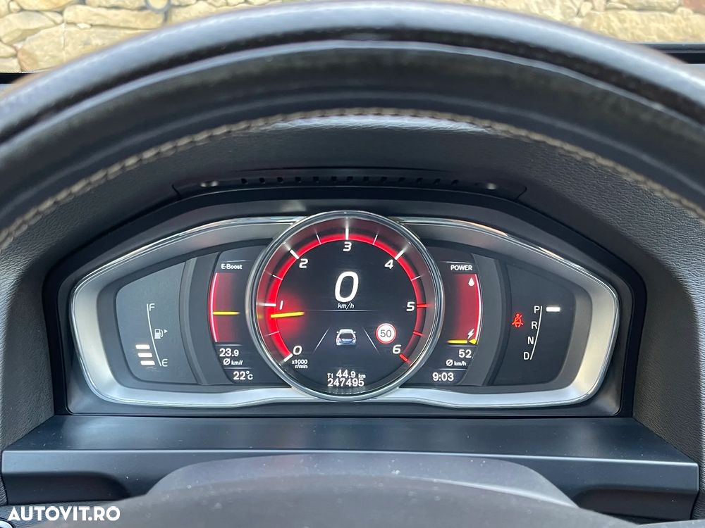 Volvo V60 D6 Twin Engine Geartronic RDesign - 36
