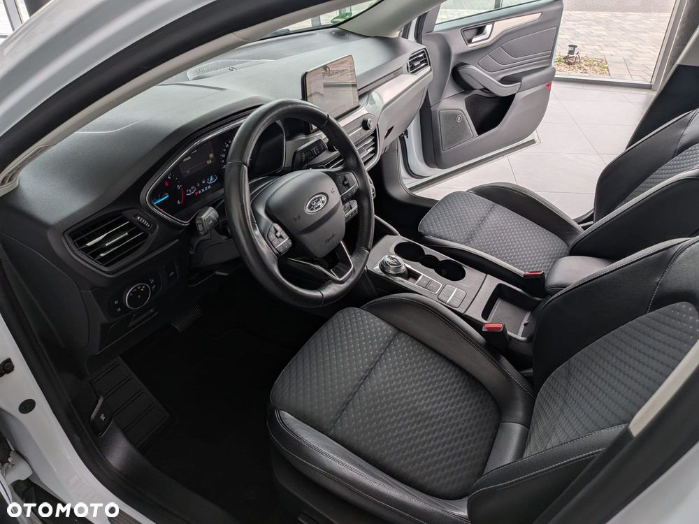 Ford Focus - 22