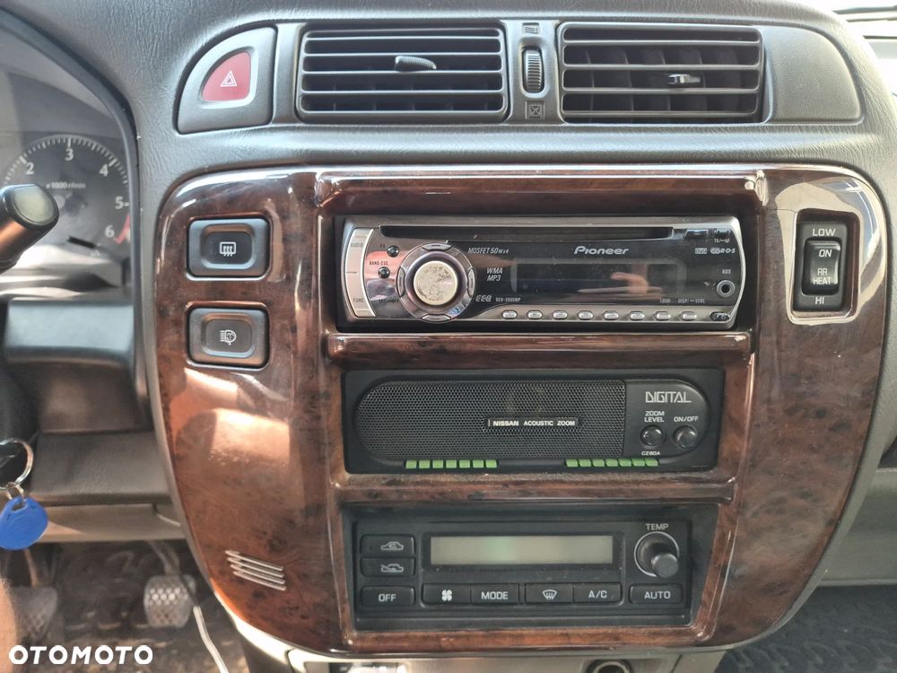 Nissan Patrol - 4