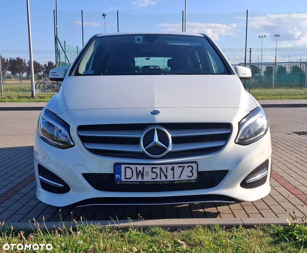 Mercedes-Benz Klasa B 180 7G-DCT Urban - 3