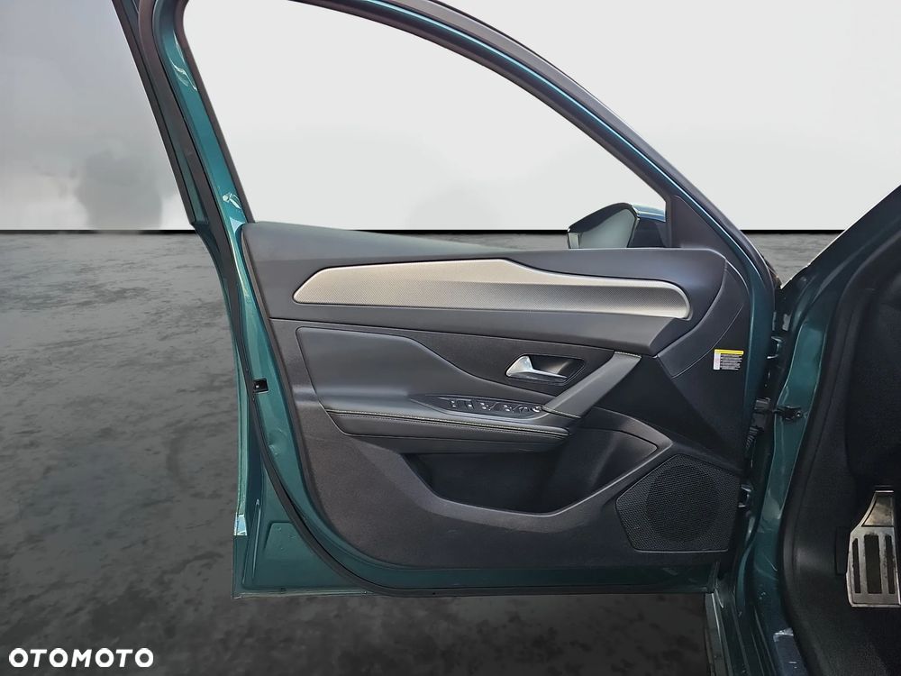 Peugeot 308 1.2 PureTech GPF GT Pack S&S EAT8 - 16