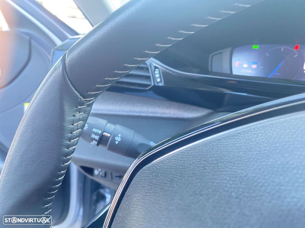 Peugeot 308 1.2 PureTech Allure Full LED - 23