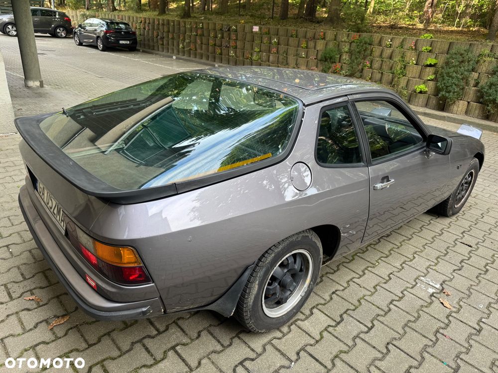 Porsche 924 Standard - 6