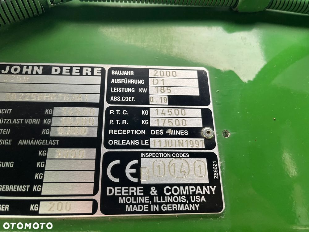 John Deere 2256 - 17