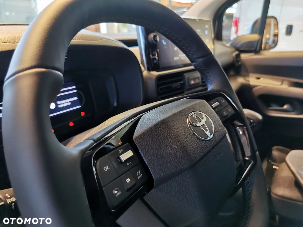Toyota Proace City - 8