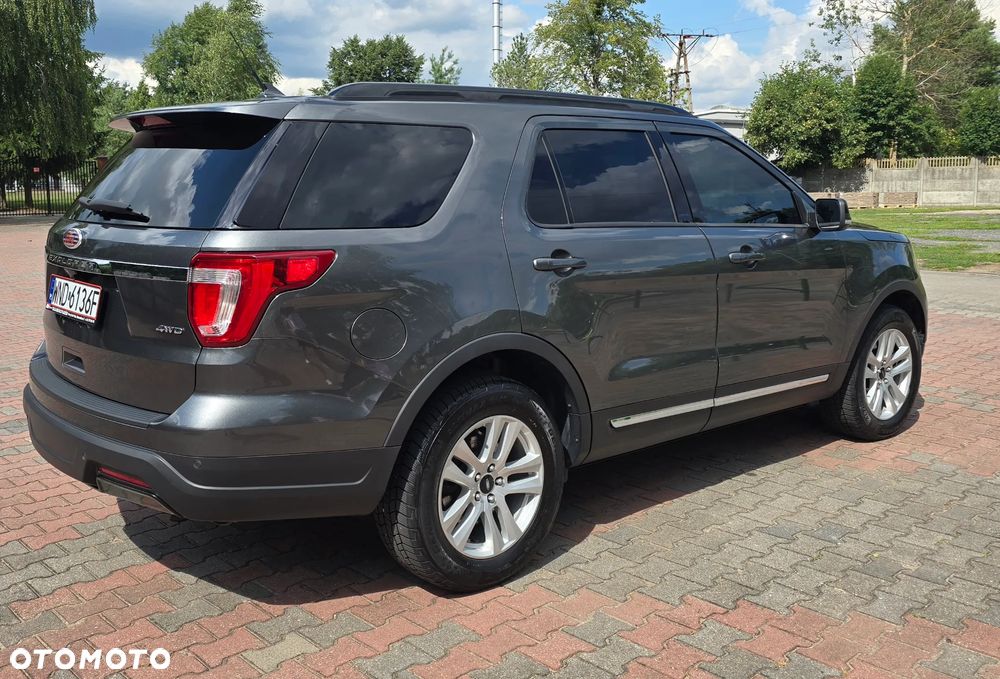 Ford Explorer - 6