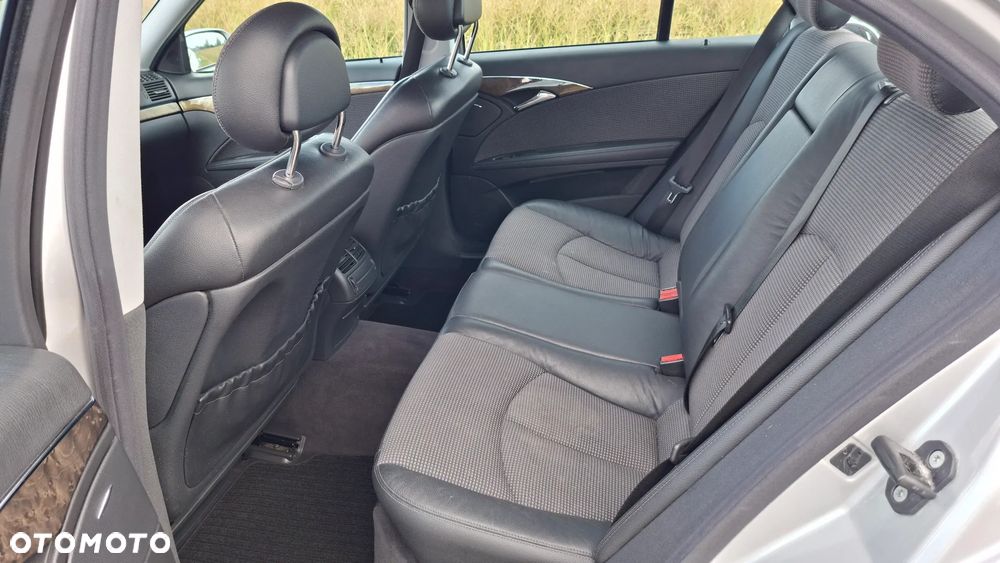Mercedes-Benz Klasa E 200 Kompressor Automatik Avantgarde - 12