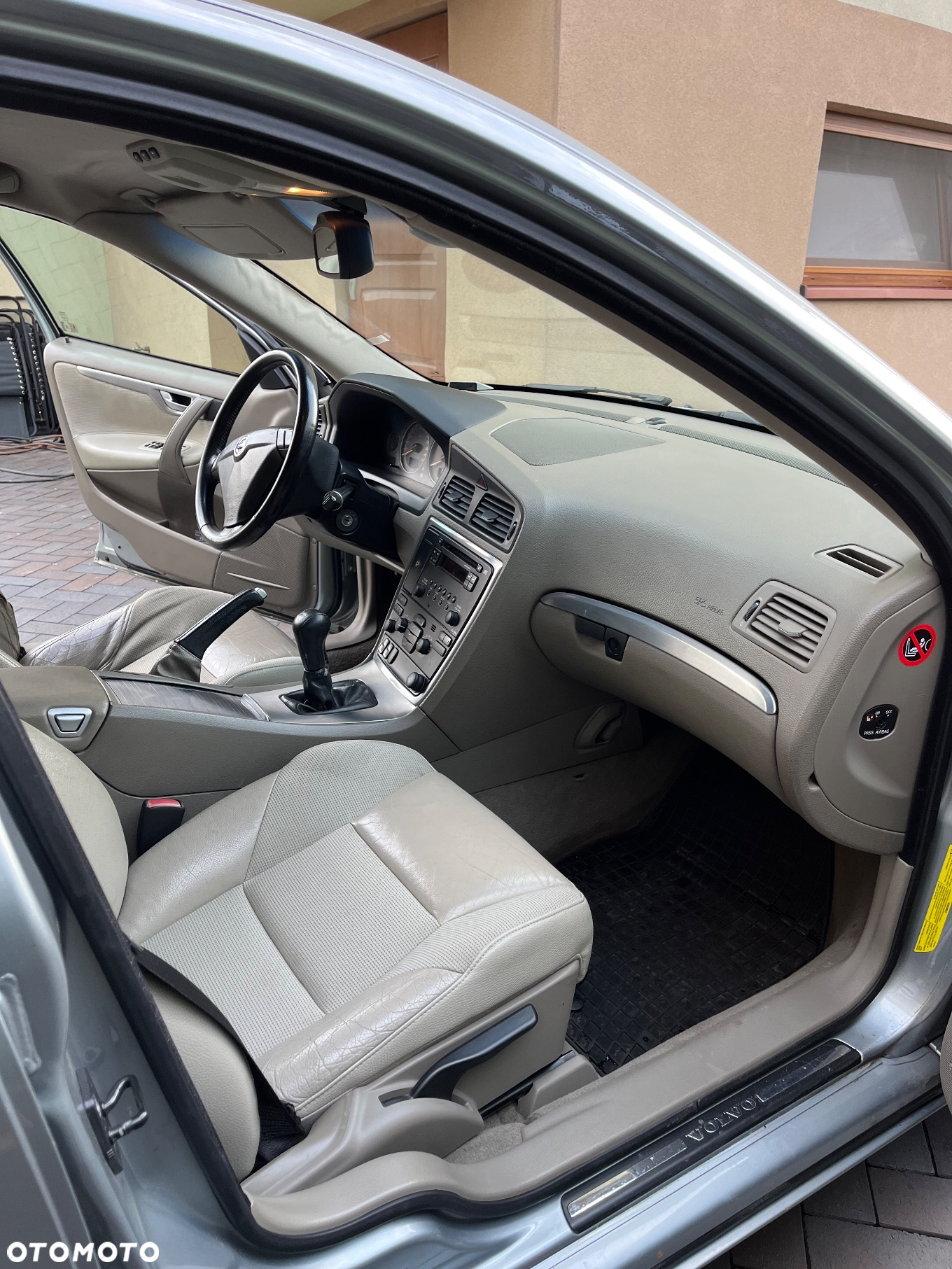 Volvo S60 2.4D Momentum - 9
