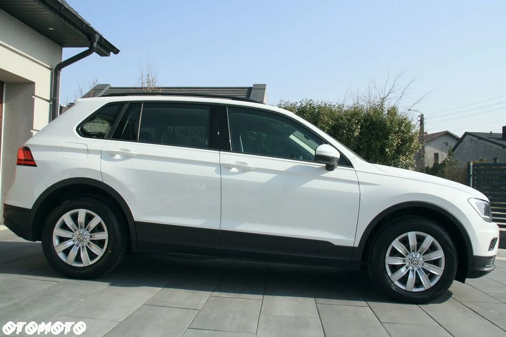 Volkswagen Tiguan - 10