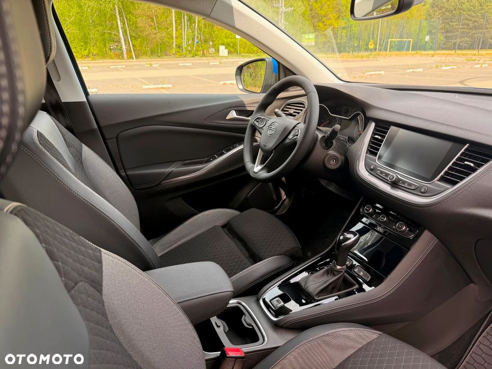 Opel Grandland X 1.2 T Innovation S&S - 16