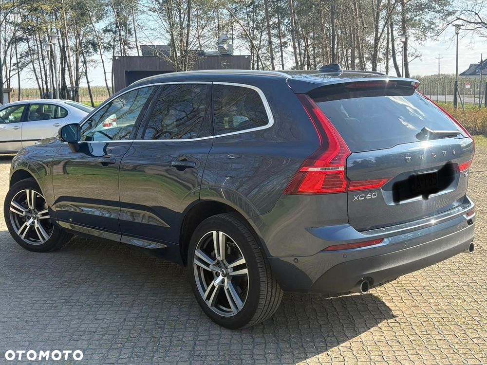 Volvo XC 60 T6 AWD Geartronic Momentum - 2