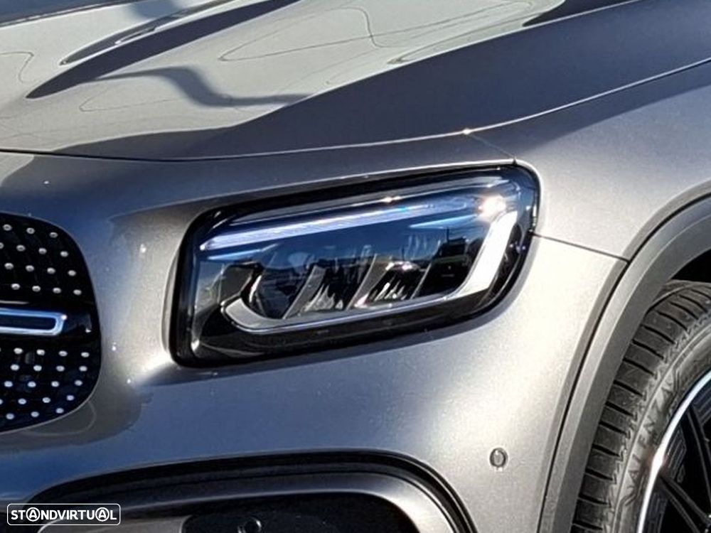 Mercedes-Benz GLB 180 d AMG Line - 3
