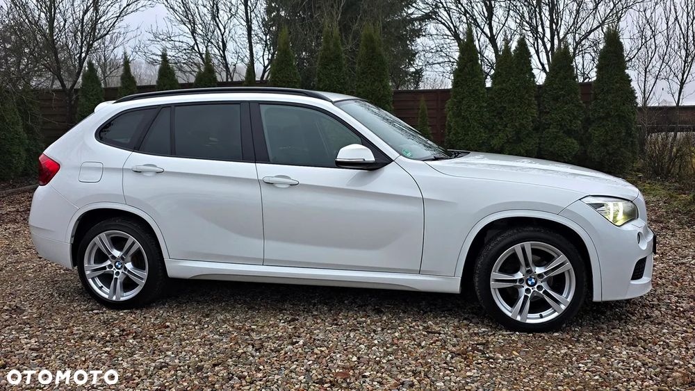 BMW X1 xDrive18d Sport Line - 18