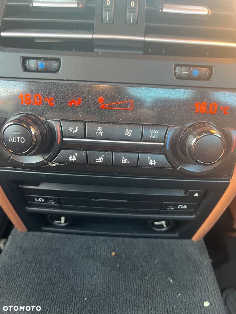 BMW Seria 7 760i L - 28