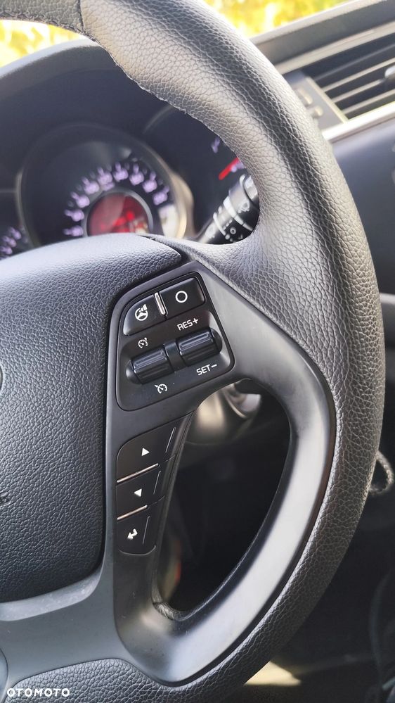 Kia Ceed 1.4 S - 23